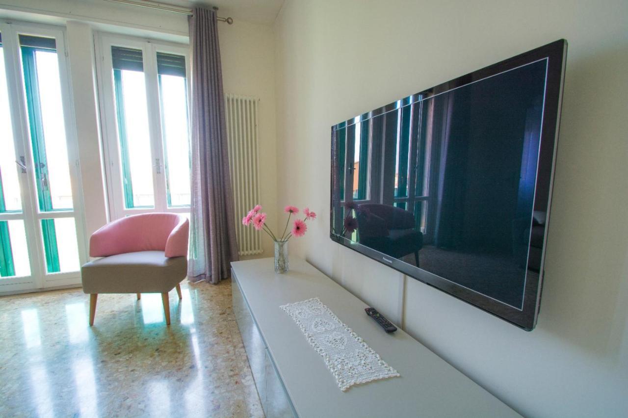 Ca Rosa Apartment Canal View Венеция Екстериор снимка